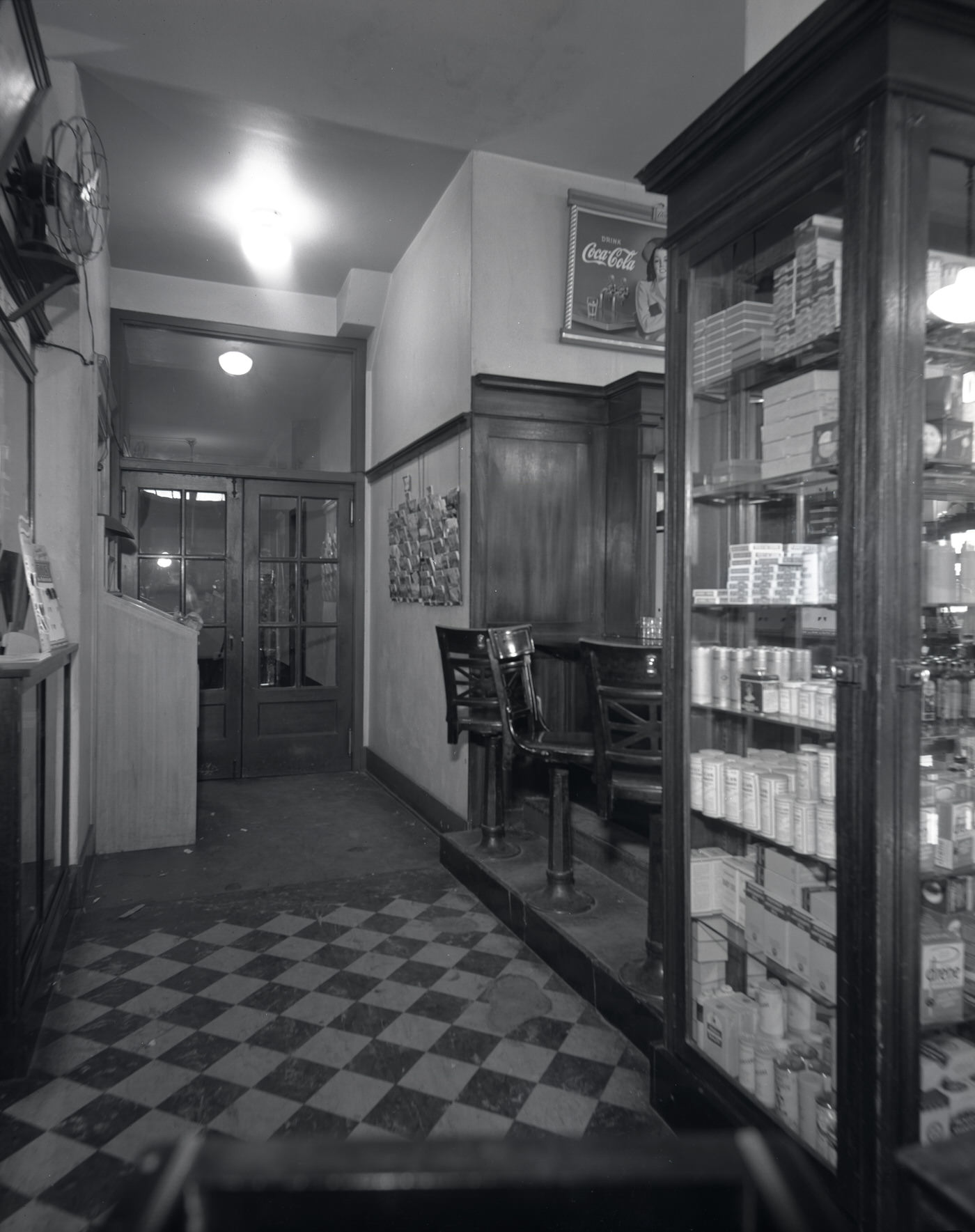 #49 Westward Ho Drug Co. Interior, 1944