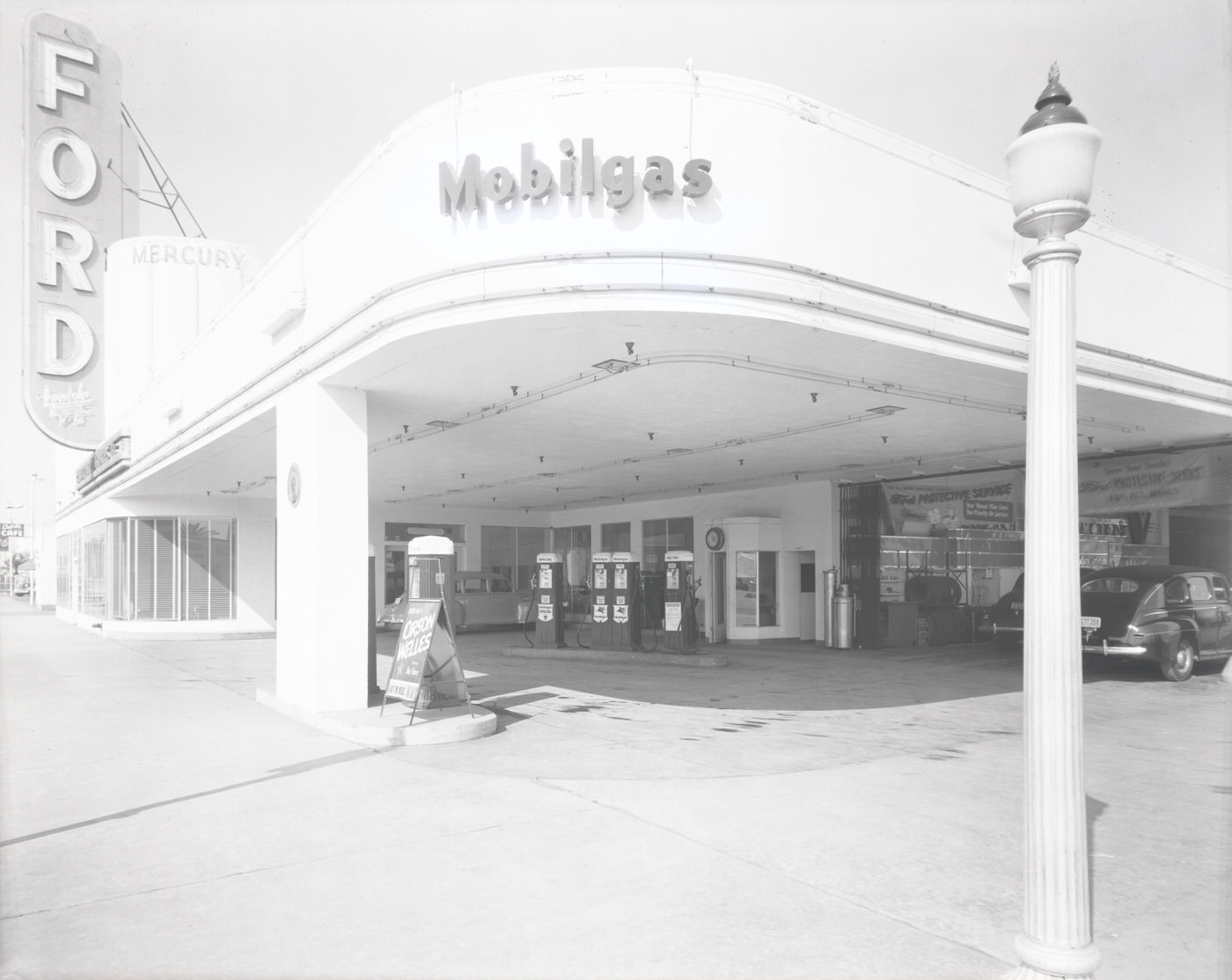 #61 Consolidated Motors Building Exterior, 1944