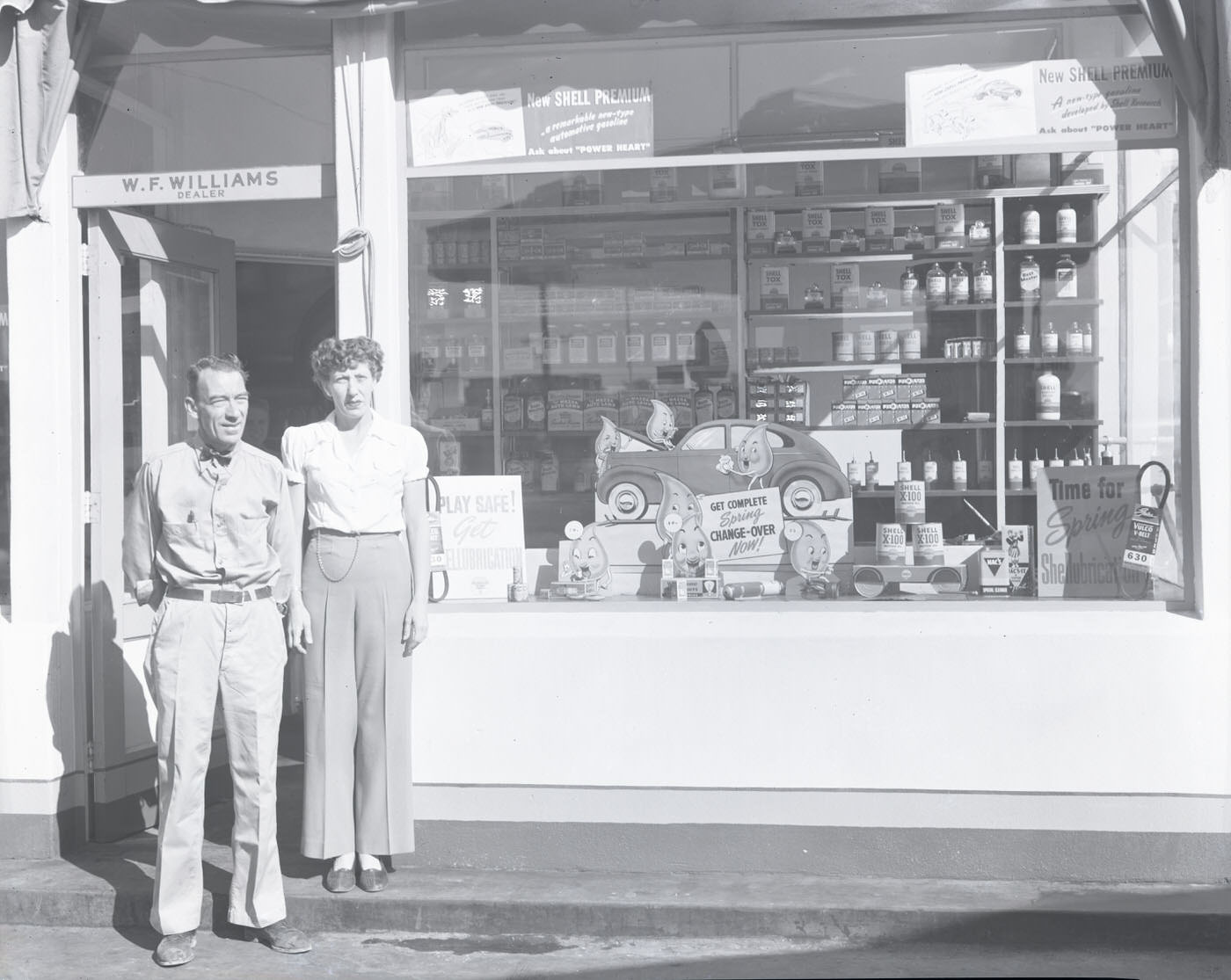 #17 W. F. Williams Shell Service Station Exterior, 1946
