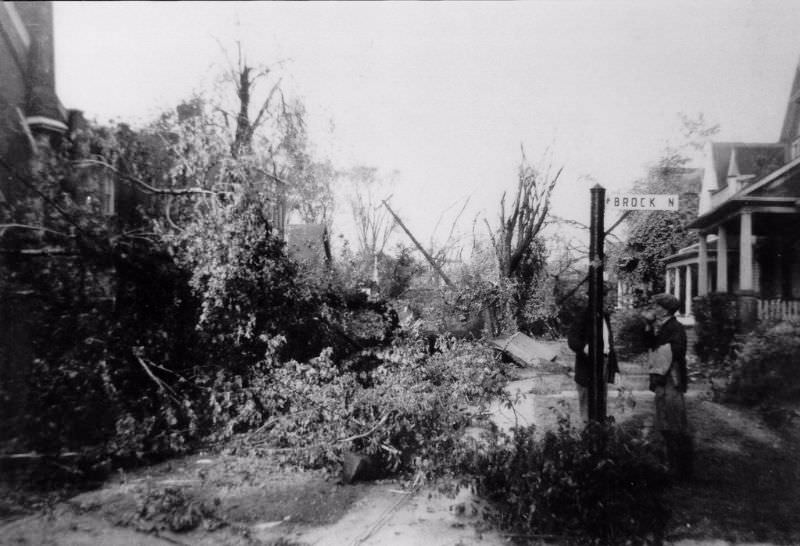 #11 Looking east down George St. from Brock St.