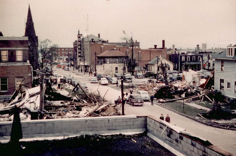 #15 Looking west down Lochiel St. from Brock after Tornado