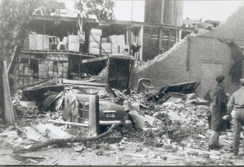 #32 Rear of Taylor’s Furniture store