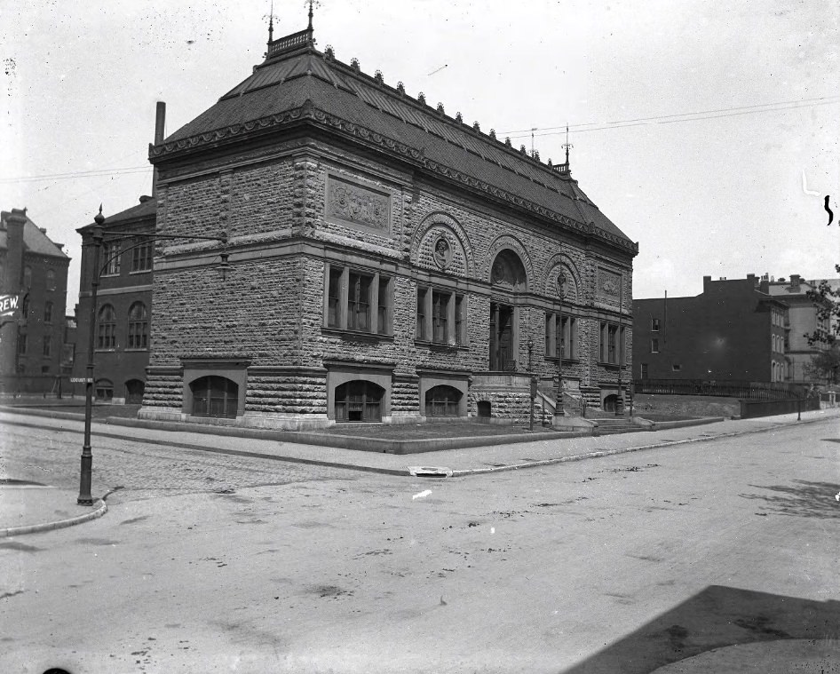 #111 Saint Louis School and Museum of Fine Arts, 1900