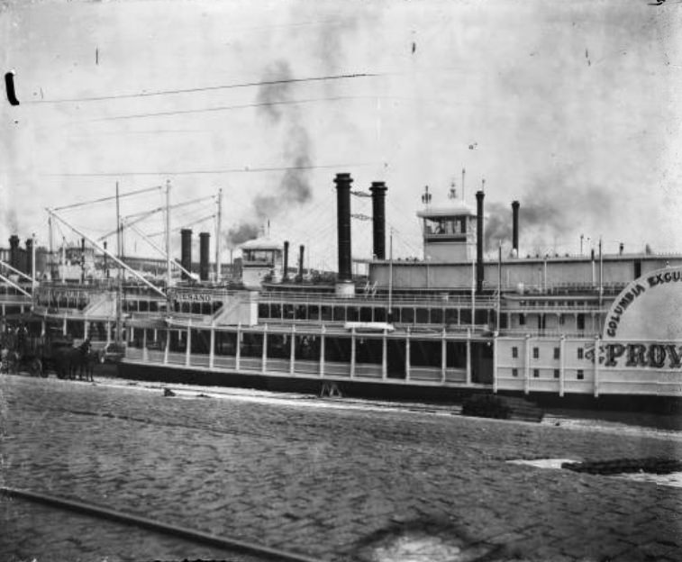 #248 Steamboat, 1900