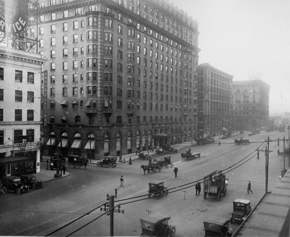 #29 The Hotel Jefferson looking north along Tucker Boulevard, 1900