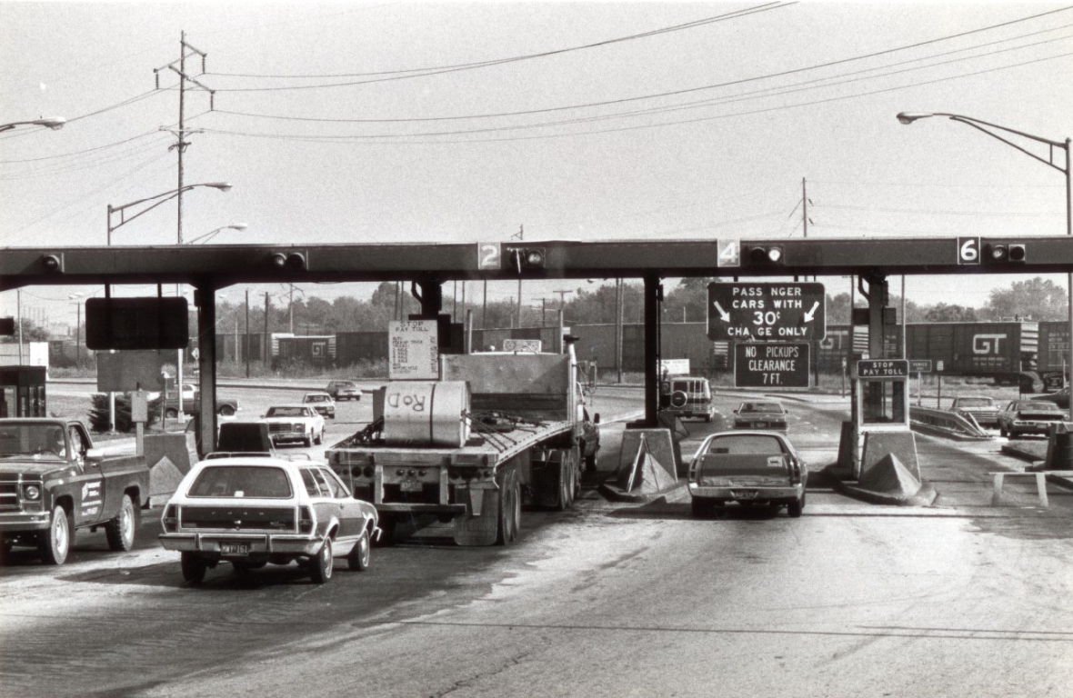 #65 McKinley Bridge officials say the Venice-owned toll bridge has retained some of the new customers it acquired earlier this year when motorists sought to avoid construction areas on the Poplar Street Bridge.
