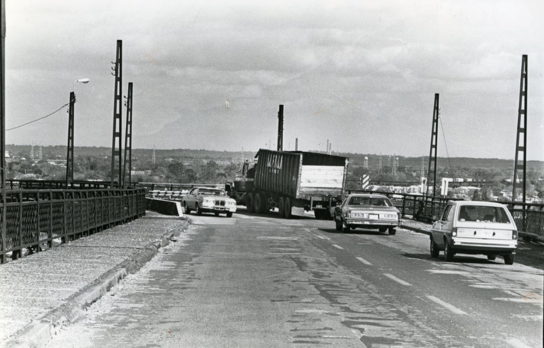 #92 The “Suicide Curve” On The Illinois Side Of The MacArthur Bridge, 1981