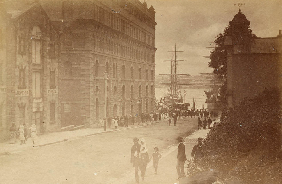 #10 Street scene. Phillip Street, 1885-90 Sydney, 1880s