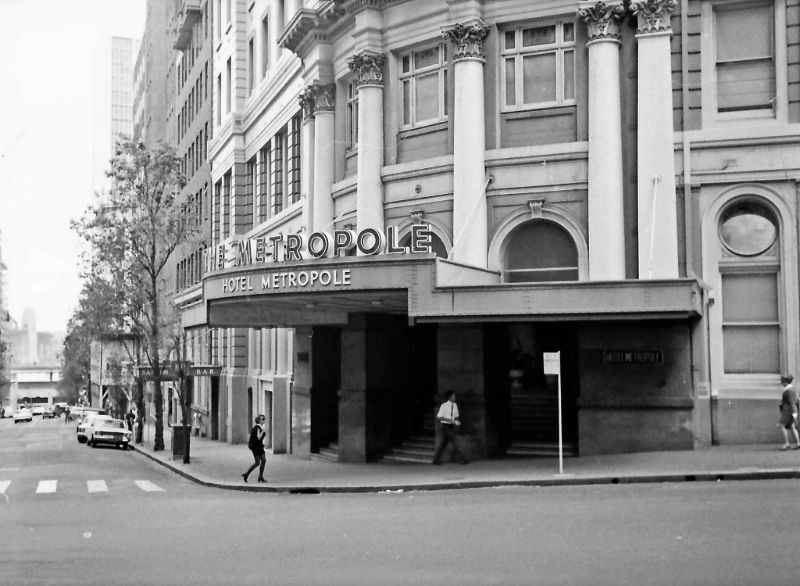 #39 Hotel Metropole, Sydney, 1969. Young, Philip and Bent Streets. Now demolished