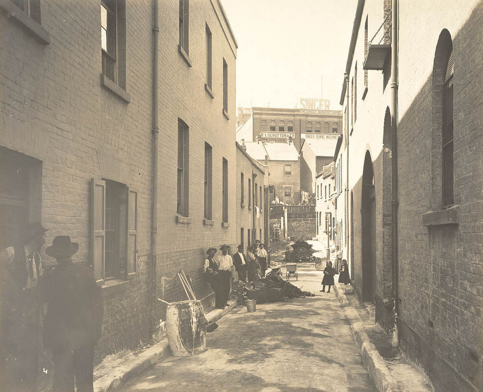 Batson’s Lane, off Sussex-street
