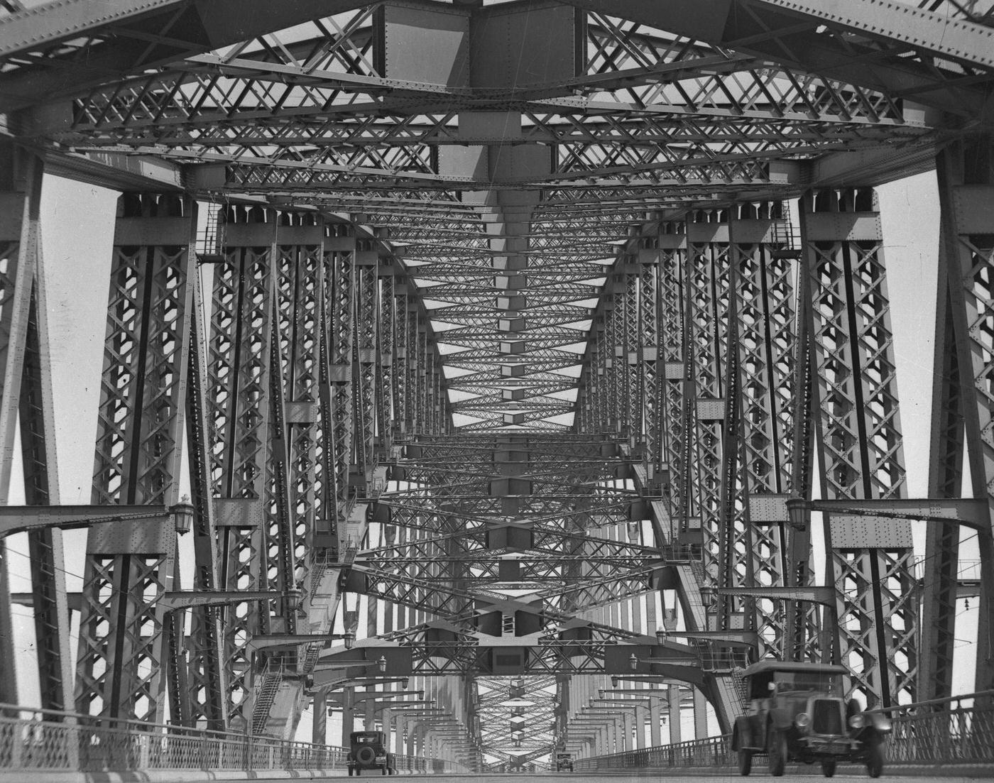 #30 Construction of the Sydney Harbour