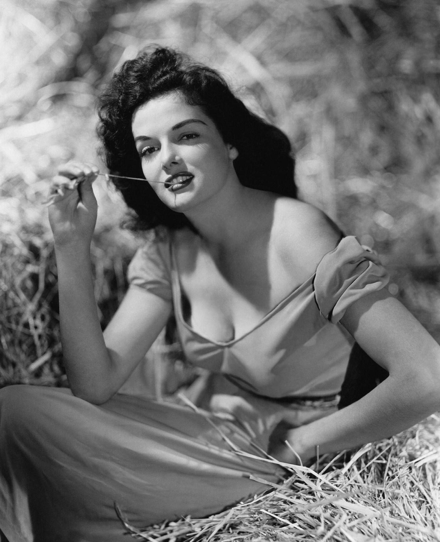 Jane Russell in The Outlaw”