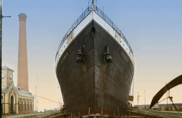 Building the Unsinkable: The Story of the Titanic&;s Construction and Rise to Fame Inventions