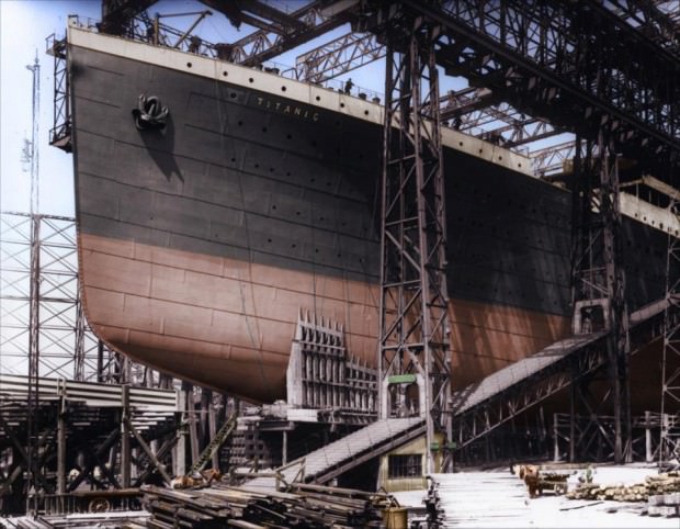 Building the Unsinkable: The Story of the Titanic&;s Construction and Rise to Fame Inventions