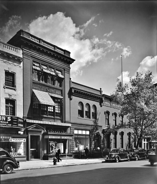 #5 Exterior of the Washington Gas Light Co., 1930s