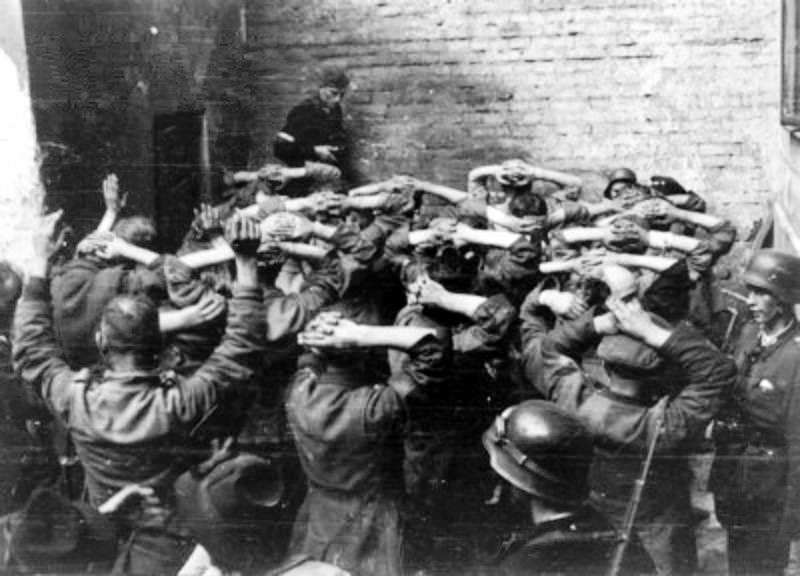 #24 German POWs from the PAST, a building in the courtyard of a townhouse on Zielna Street.
