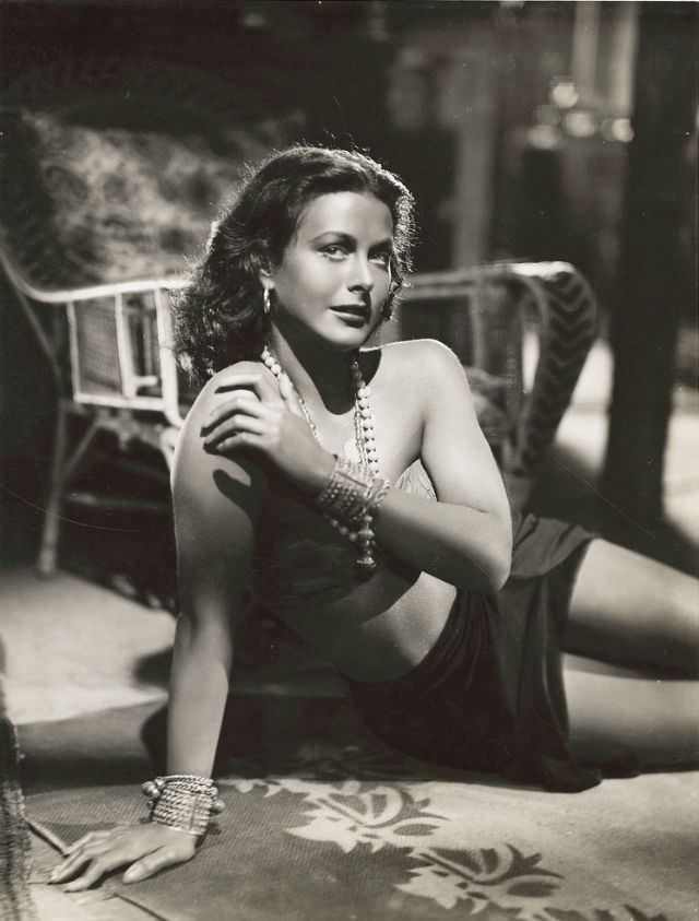 Journey to the Heart of Darkness: Fabulous Photos of Hedy Lam in White Cargo 1942 Movies