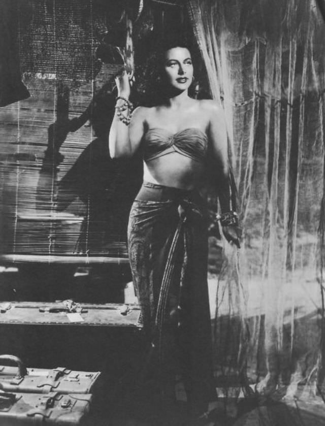 Journey to the Heart of Darkness: Fabulous Photos of Hedy Lam in White Cargo 1942 Movies