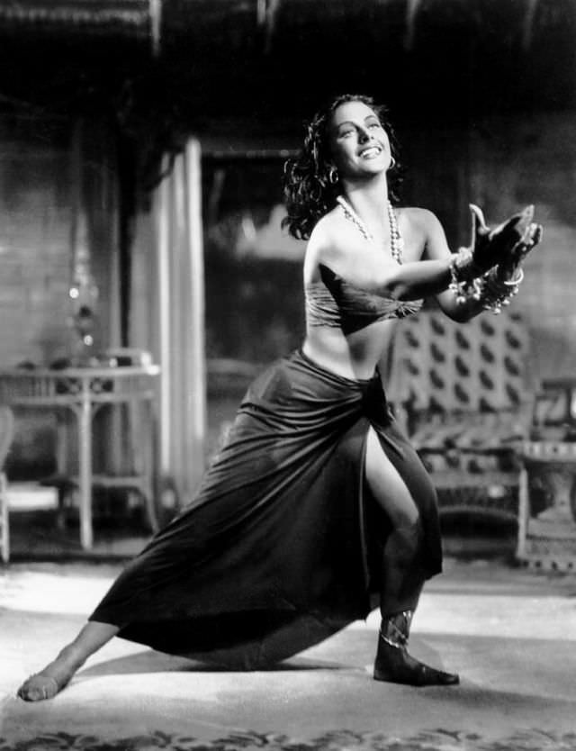 Journey to the Heart of Darkness: Fabulous Photos of Hedy Lam in White Cargo 1942 Movies