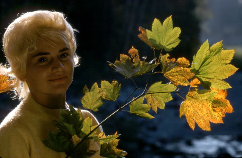 #18 Arlene Smith, age 26, October 1960