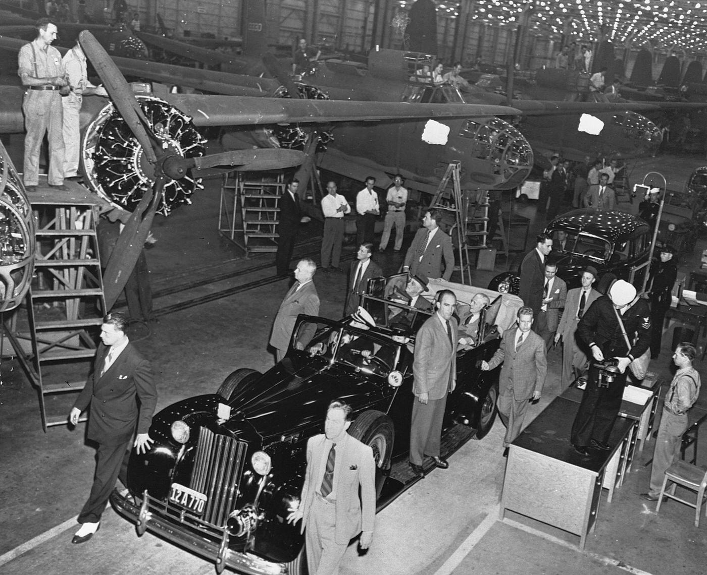 US President Franklin D. Roosevelt is pictured on an inspection tour of the Douglas Aircraft Company’s factory in Long Beach, California, USA.