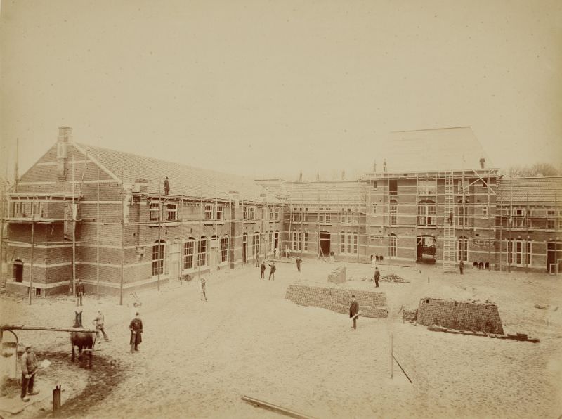 #26 Cadettenschool, 1893