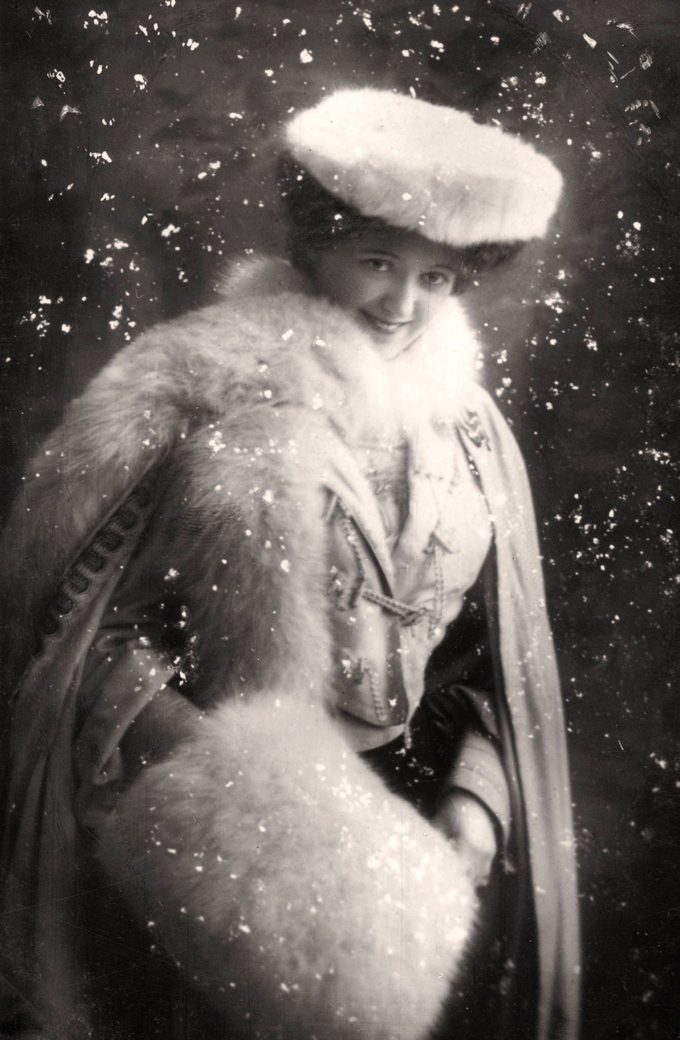 #78 Denise Orme, a popular music hall singer, poses for a portrait in the early 1900s
