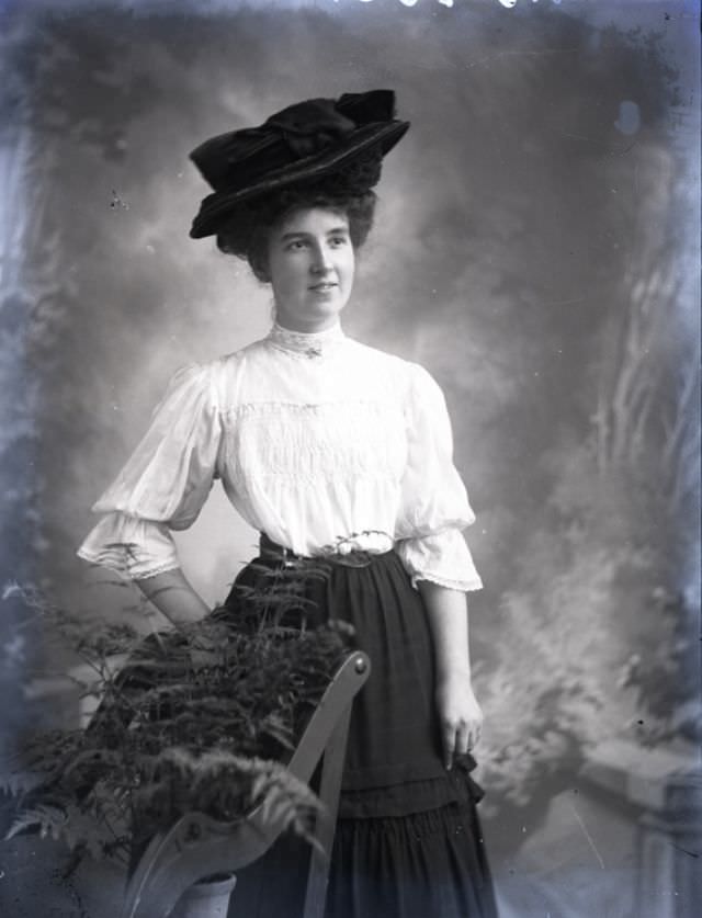 #93 Miss Beckworth poses for a portrait on November 27, 1906