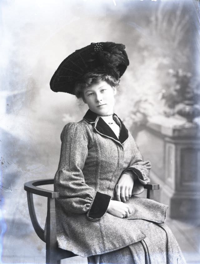 #96 Miss Pronger poses for a portrait on November 19, 1906