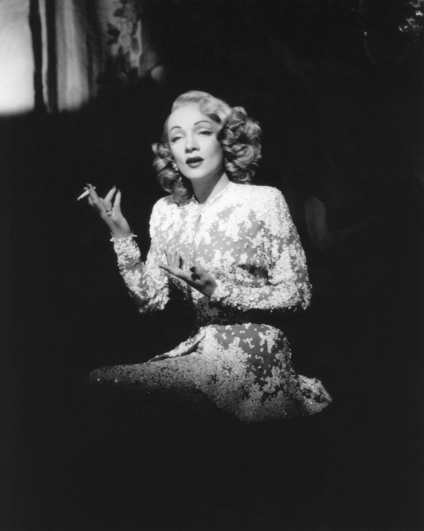 #29 Marlene Dietrich is seen on the set of ‘A Foreign Affair’ in the 1940s.
