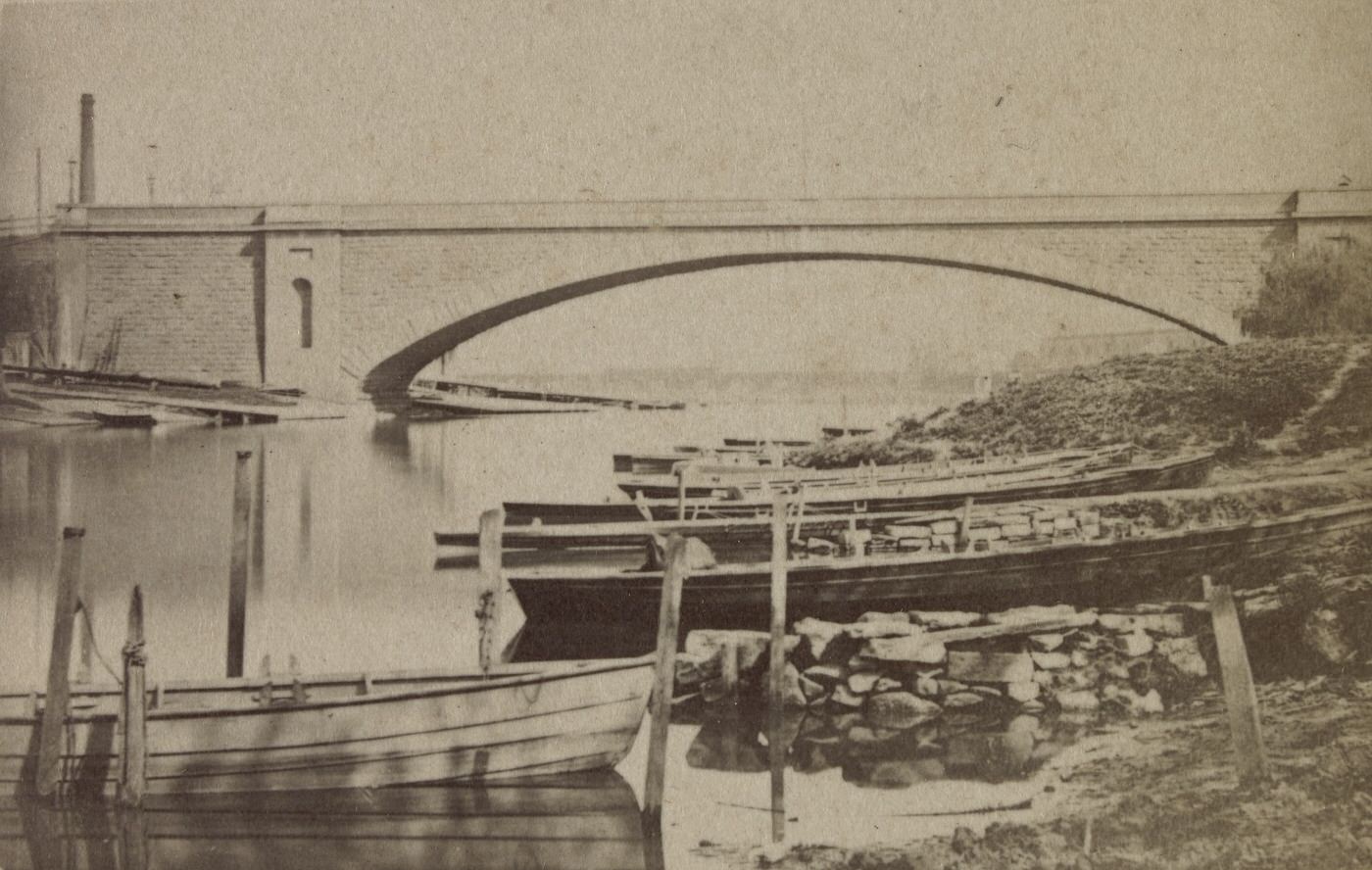 #99 View of Melbourne, 1880