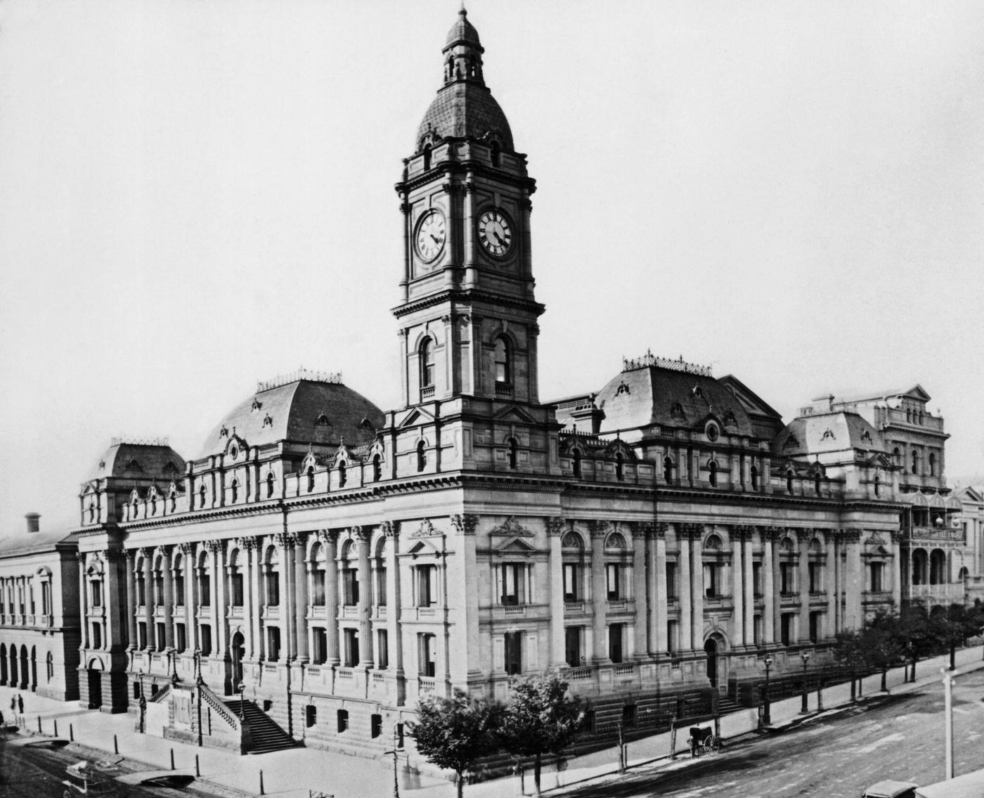 #36 Melbourne Town Hall on the corner of Swanston and Collins Streets, Melbourne, 1880