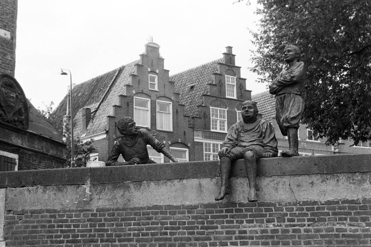 #104 A sculpture of the three cabin boys inspired by the book of Dutch author Johan Fabricius at Hoorn, The Netherlands in 1971.
