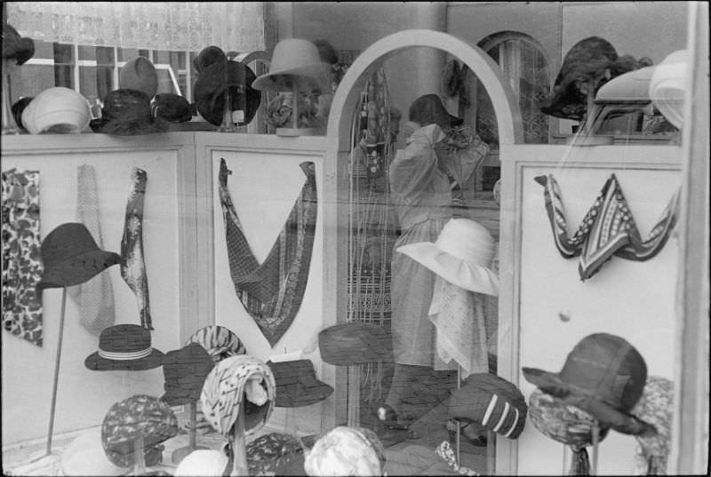 #142 Amsterdam, 1979