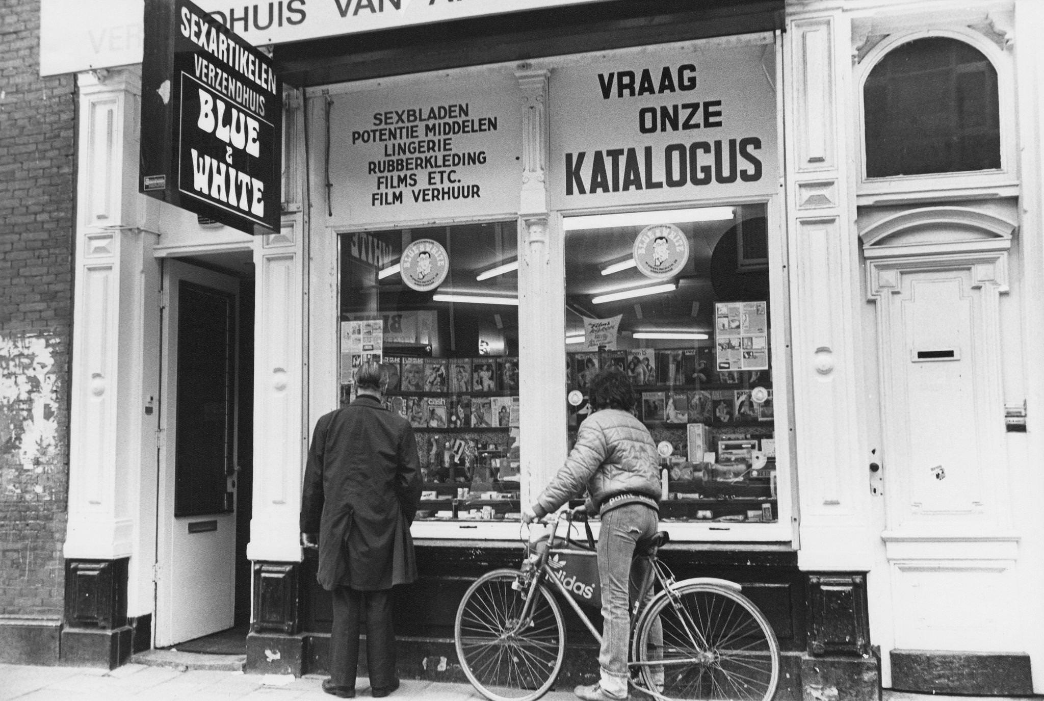 #58 Blue & White, a sex shop in Amsterdam, Netherlands – 25th March 1978