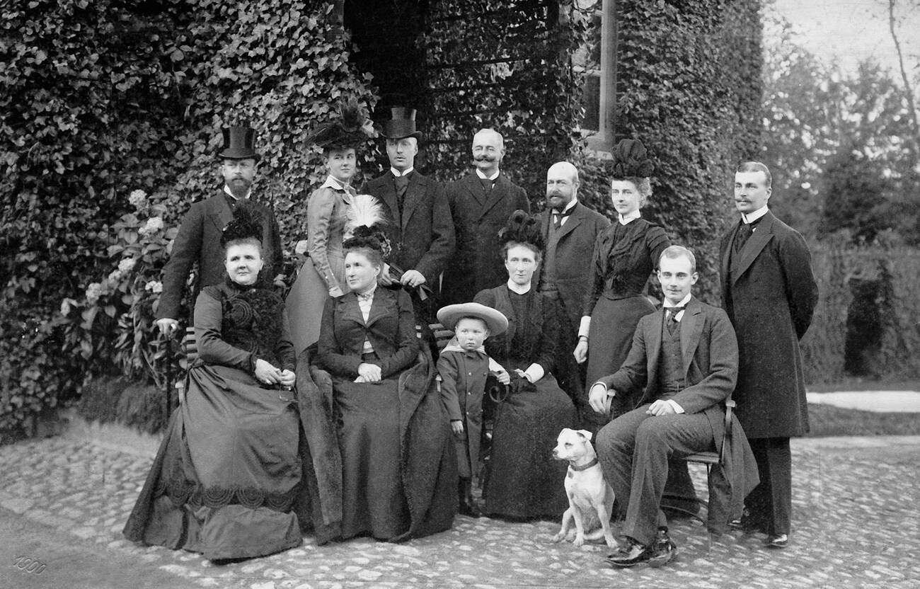 #9 Queen Wilhelmina of the Netherlands, 1900