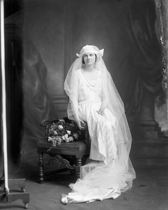 #5 Portrait of a bride, 1905