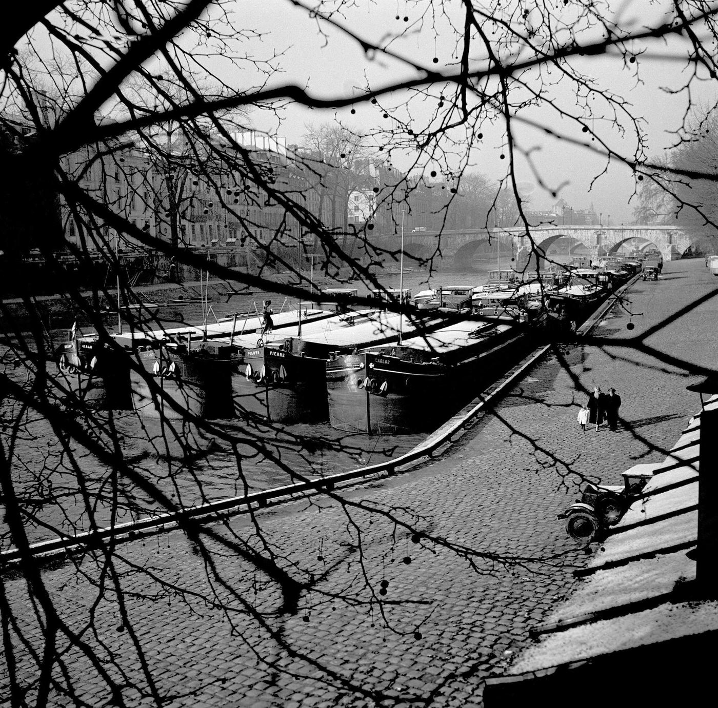 #43 Snow Covered Boats, Paris, January 20, 1958.