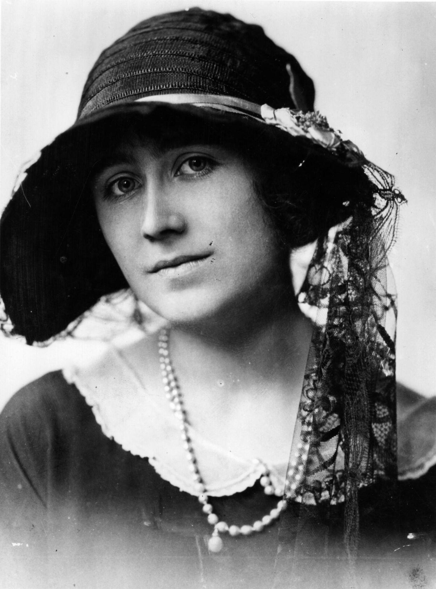 #54 Future Queen Consort to King George VI, the Duchess of York, 1925