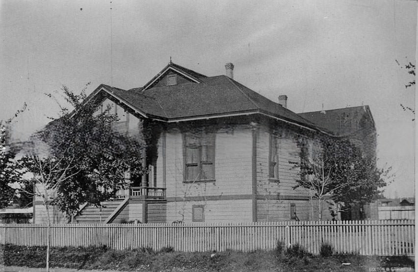 #131 Marshall Primary School at 27th and J Streets, 1890