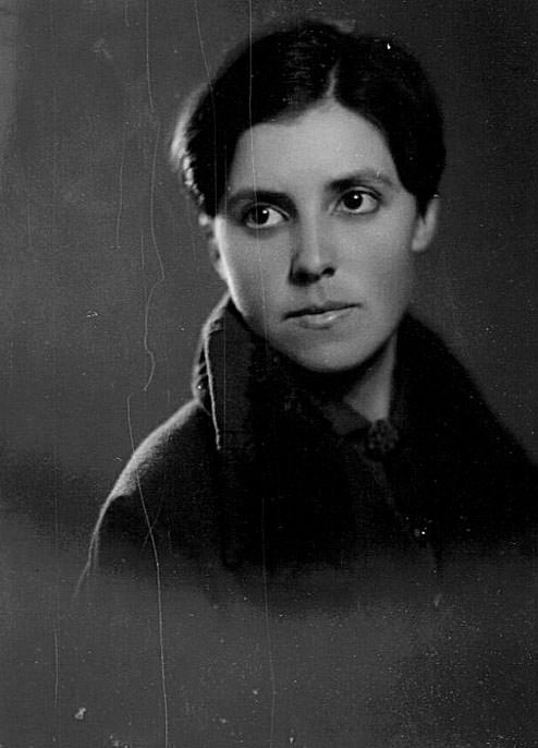 #10 Portrait of a woman, possibly of the surname ‘Vernon’