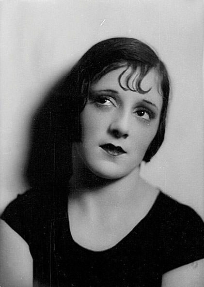 #4 Cabaret artist Peggy Petite