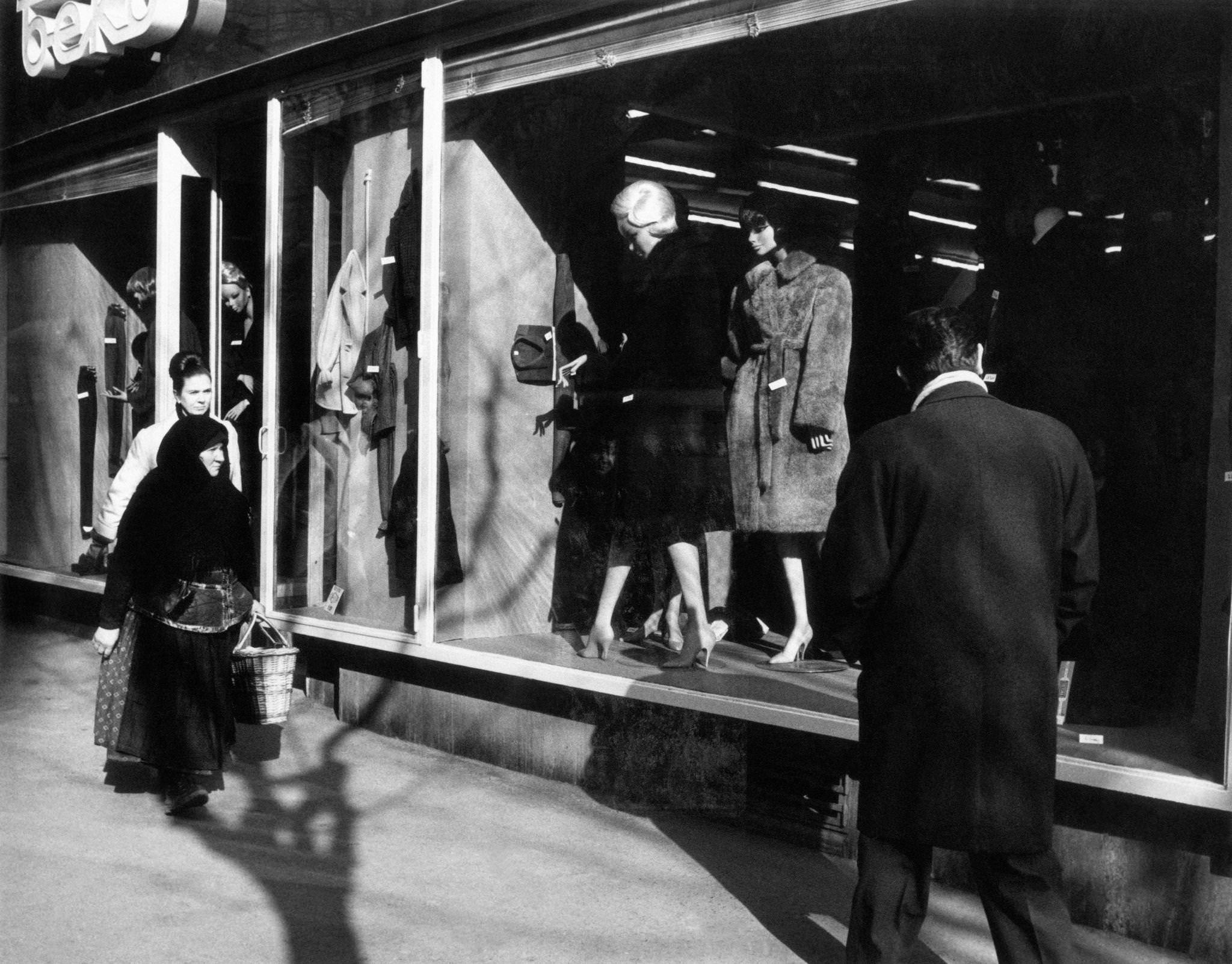 #30 People watching the shop windows of the department store in Terazije Square in Belgrade, 1965