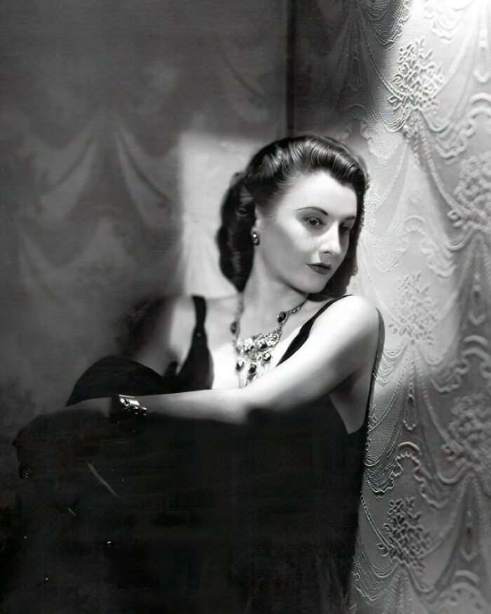 #86 Barbara Stanwyck