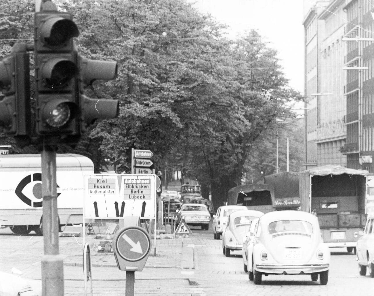 #41 Traffic in the inner city of Hamburg, Germany in the 1970s.