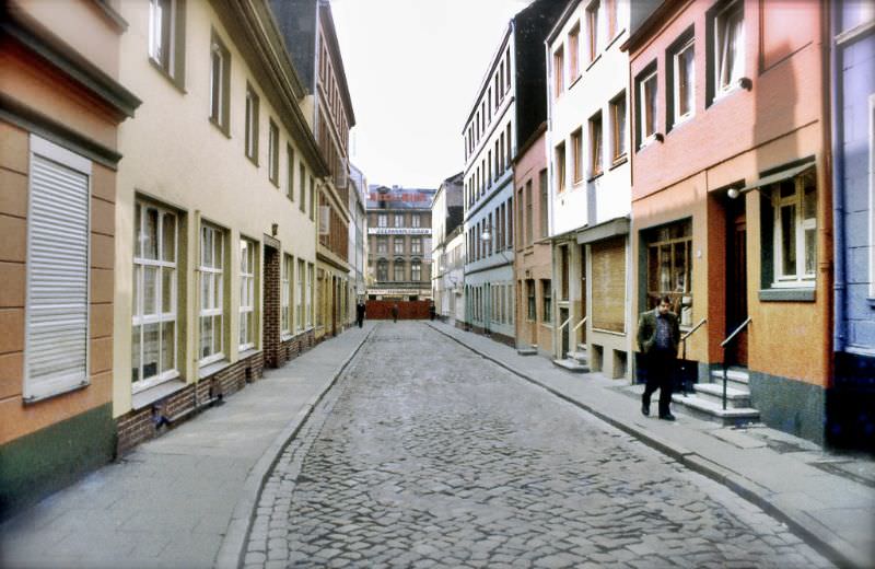 #67 St. Pauli, Hamburg, Germany, April 1976