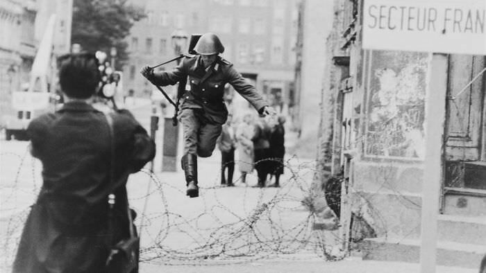 #54 Conrad Schumann’s Leap to Freedom