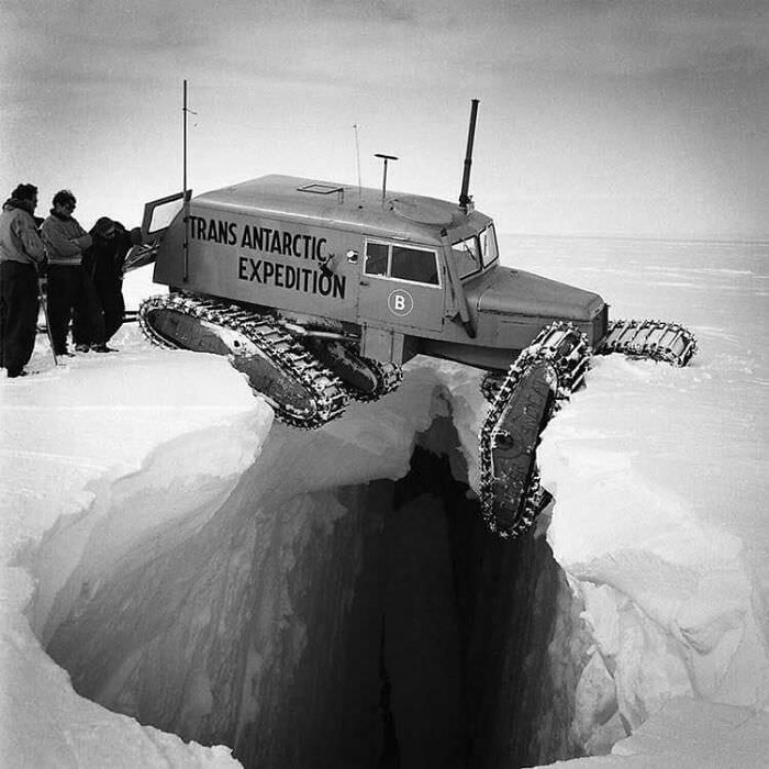 #78 ucker Sno-Cat on a Risky Antarctic Journey