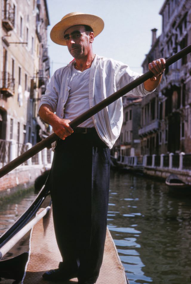 #81 Gondolier, Venice.