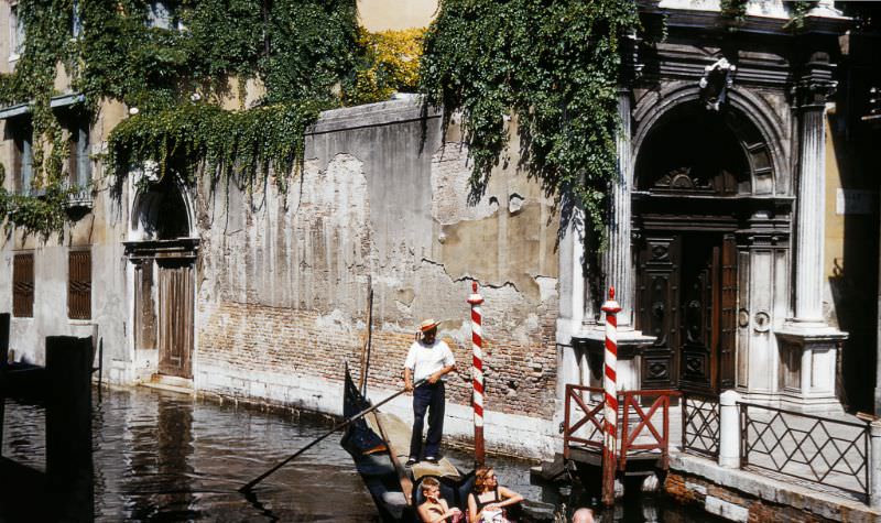 #82 View from Ponte de la Guerra of Rio di San Zulian, Venice.
